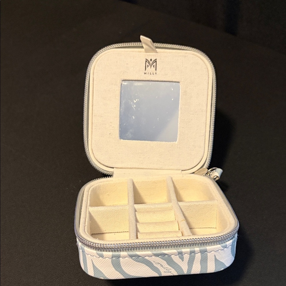 Milly Cream and White Jewelry Case